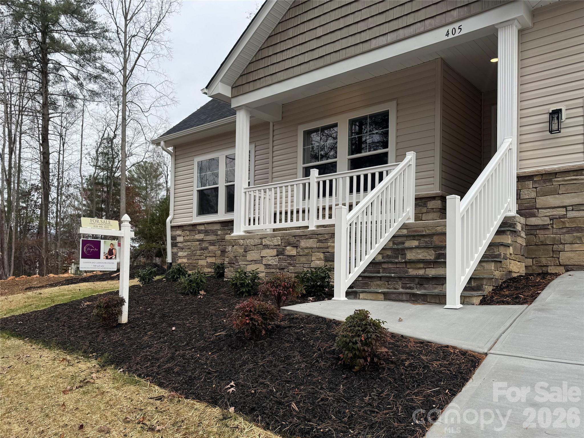 Photo 36 of 405 Scarlett Oak Court NE