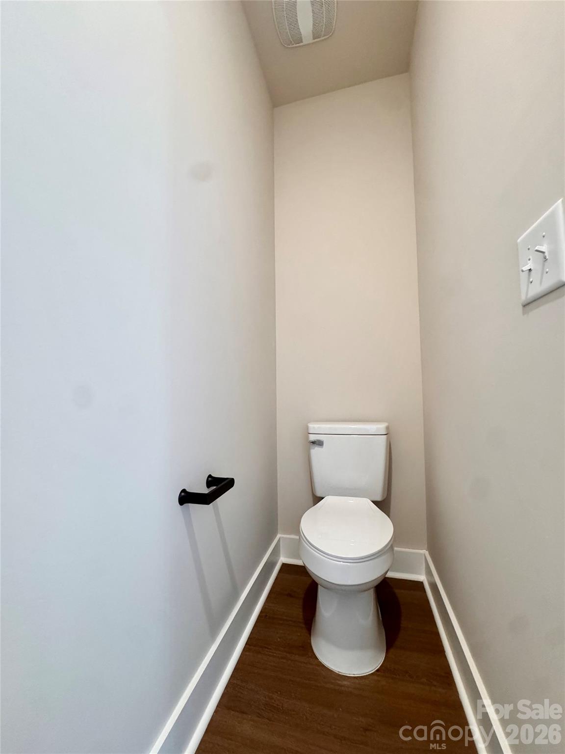 Photo 18 of 2426 Kimberly Avenue