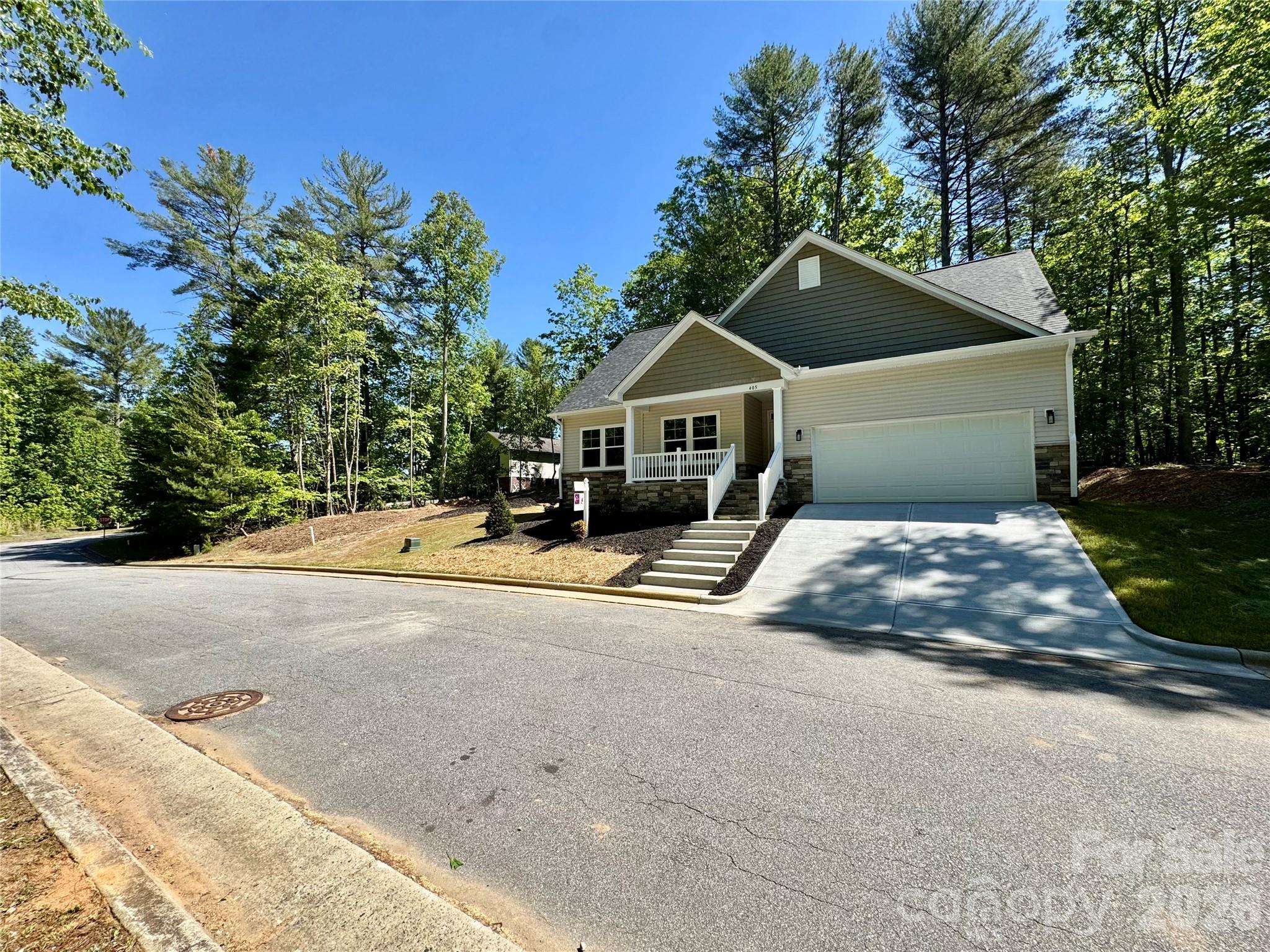 Photo 2 of 403 Scarlett Oak Court NE