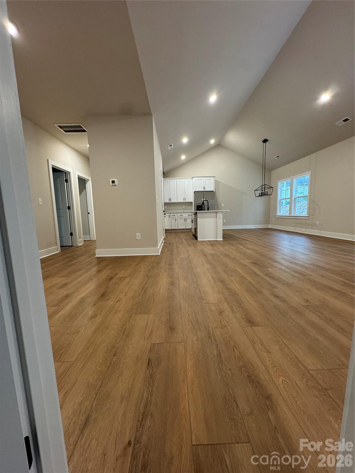 Photo 7 of 403 Scarlett Oak Court NE