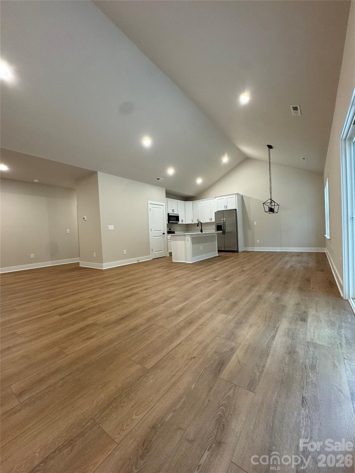 Photo 8 of 403 Scarlett Oak Court NE