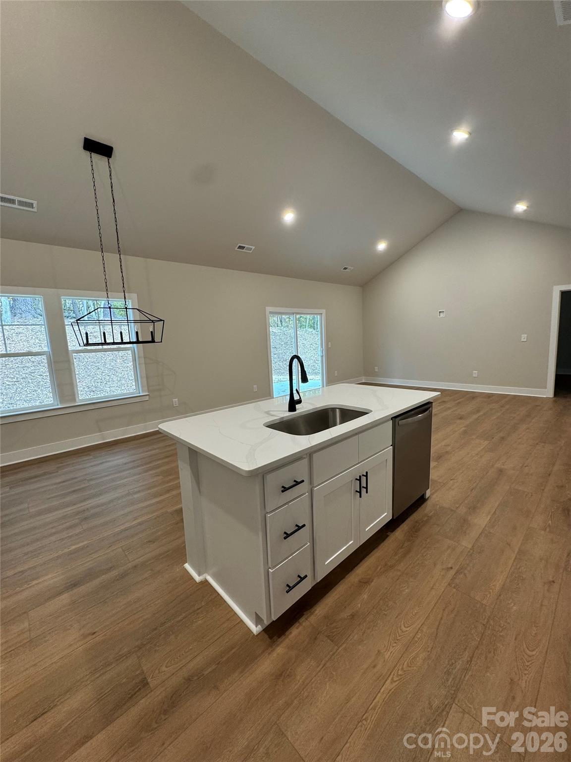 Photo 14 of 403 Scarlett Oak Court NE