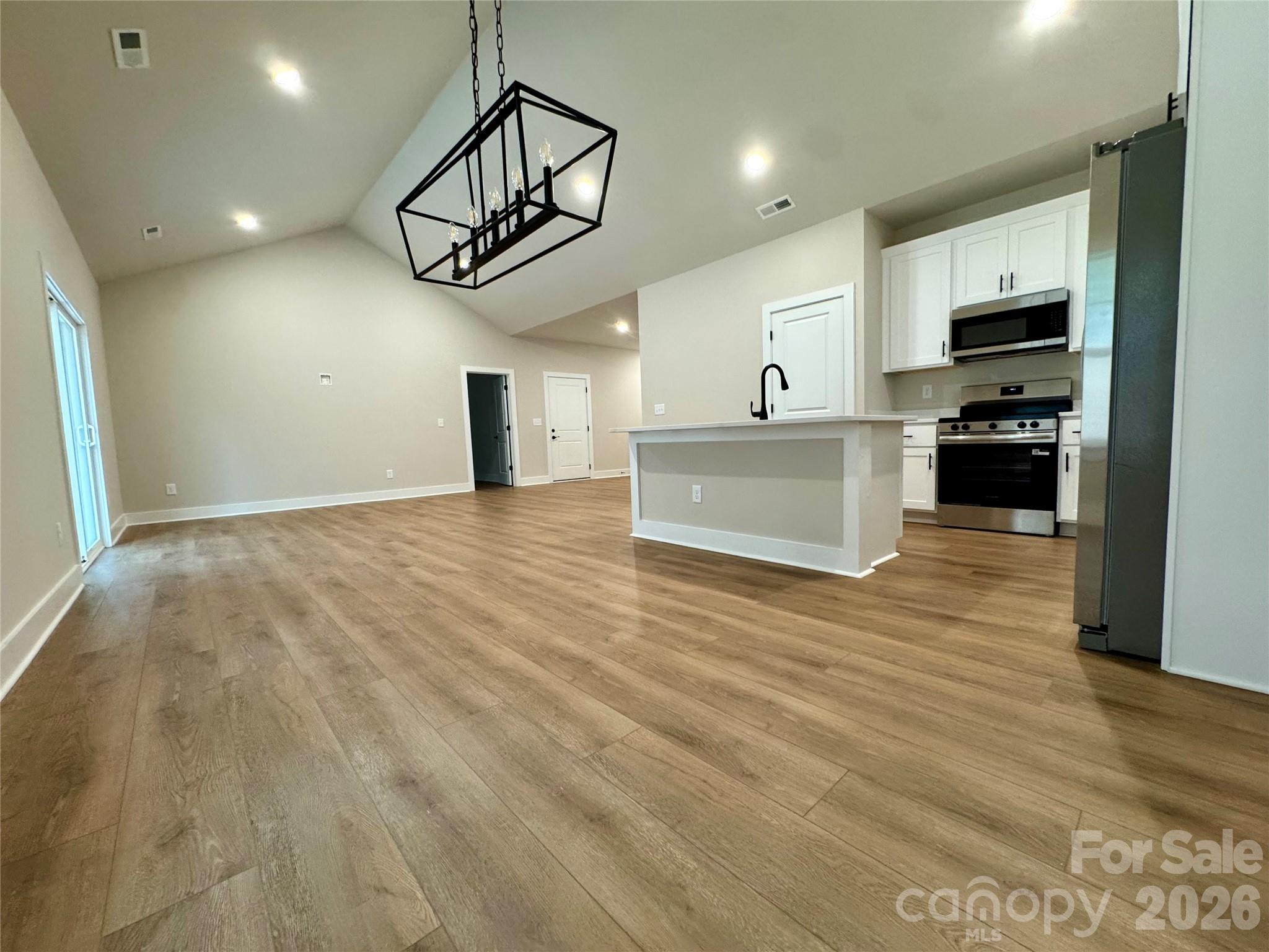 Photo 16 of 403 Scarlett Oak Court NE