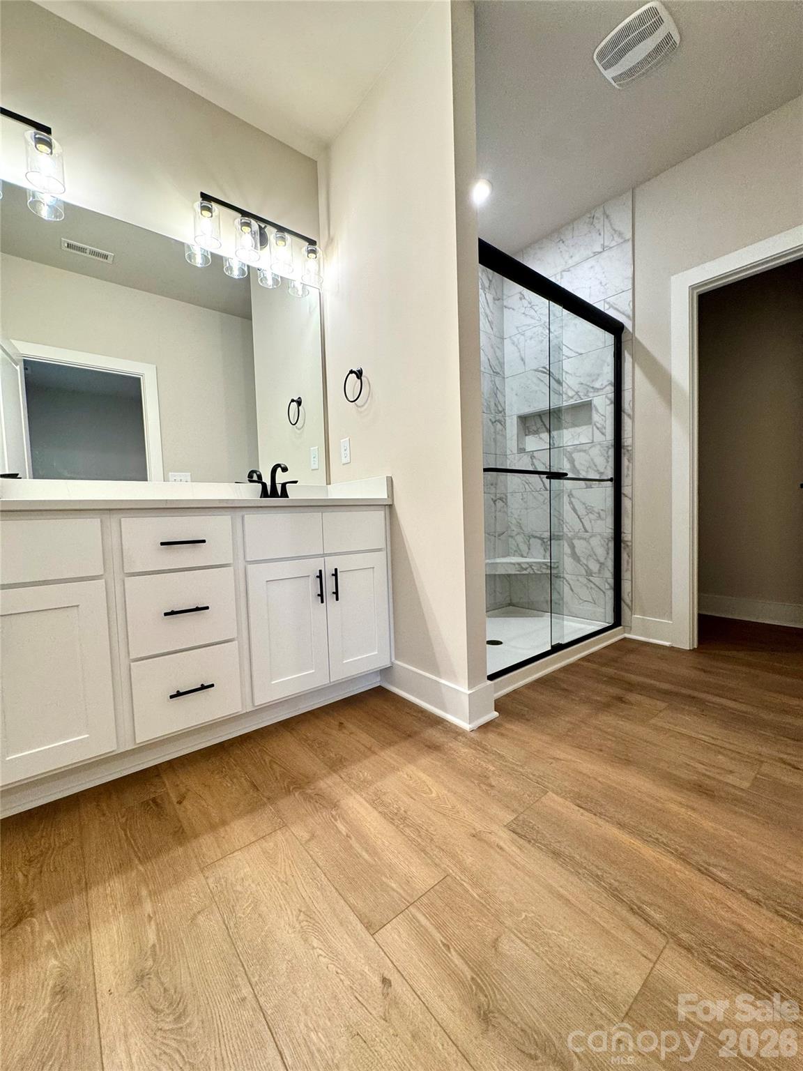 Photo 19 of 403 Scarlett Oak Court NE