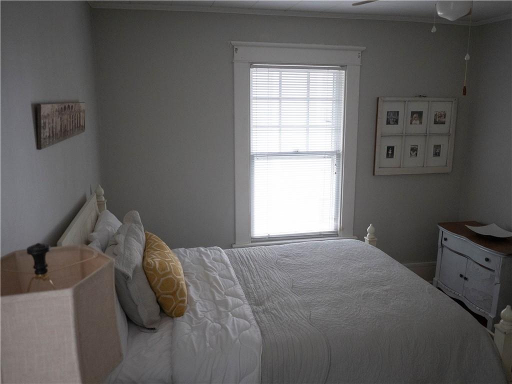 Photo 34 of 425 Walnut Street