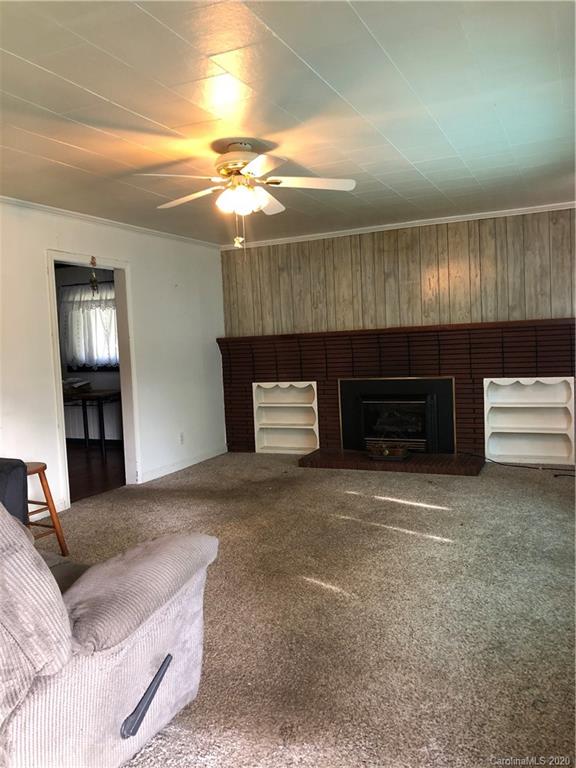 Photo 5 of 305 Rocky Ford Street