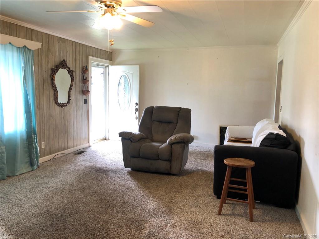 Photo 6 of 305 Rocky Ford Street
