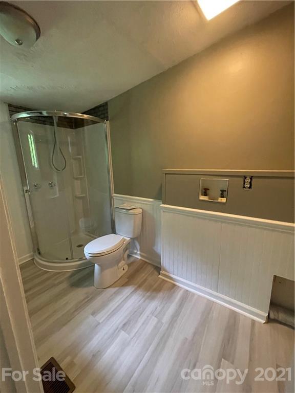 Photo 13 of 260 31st Street SW
