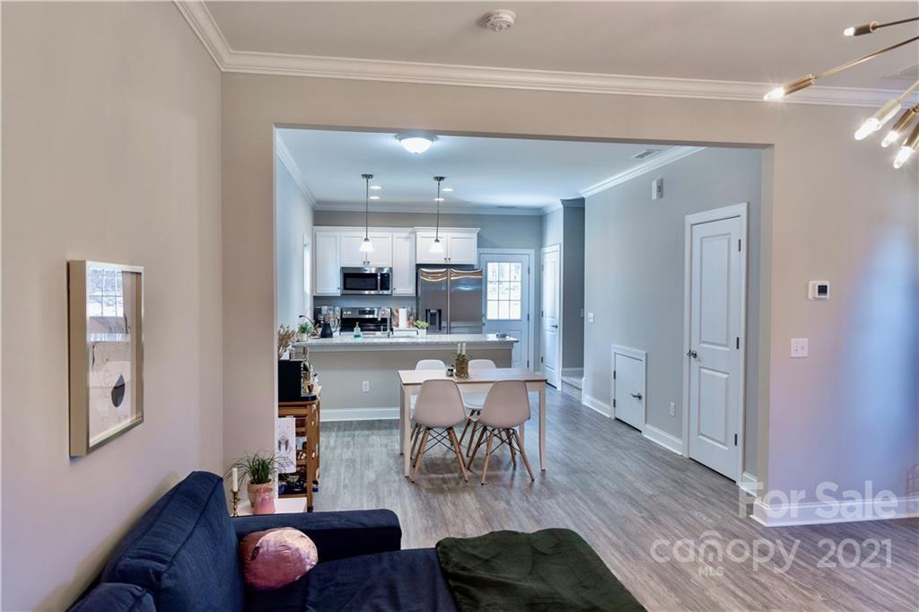 Photo 5 of 2630 14th Street NE