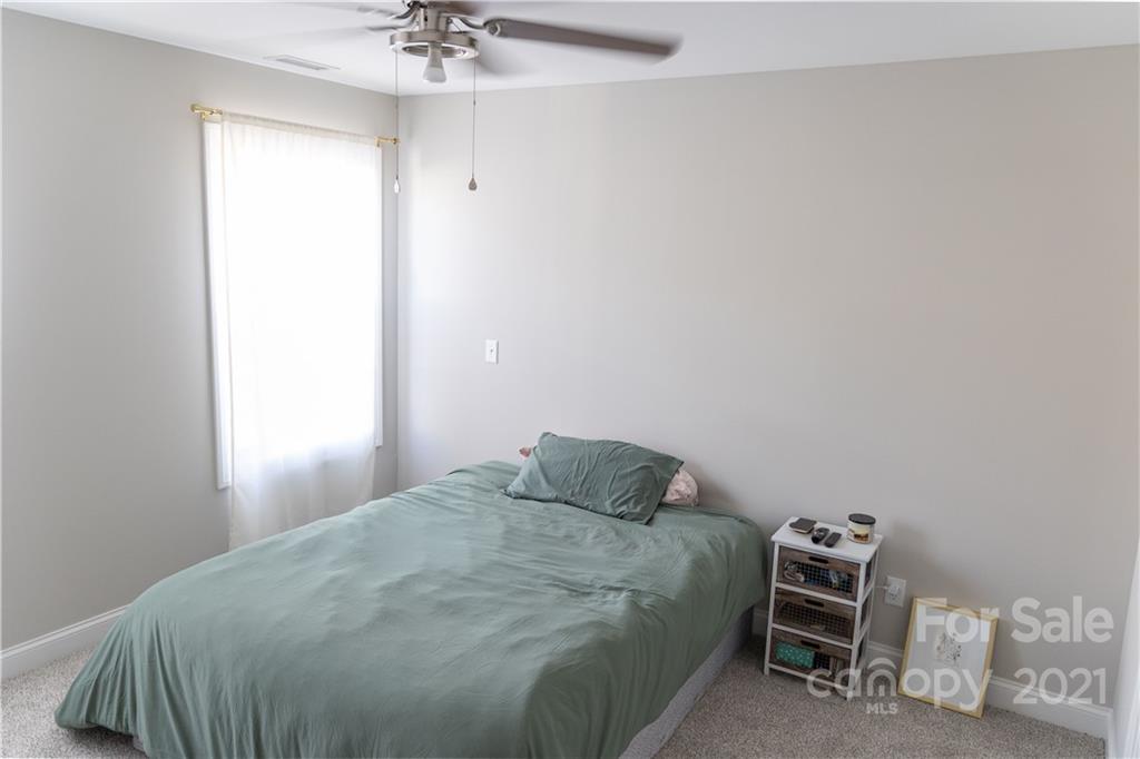 Photo 13 of 2630 14th Street NE